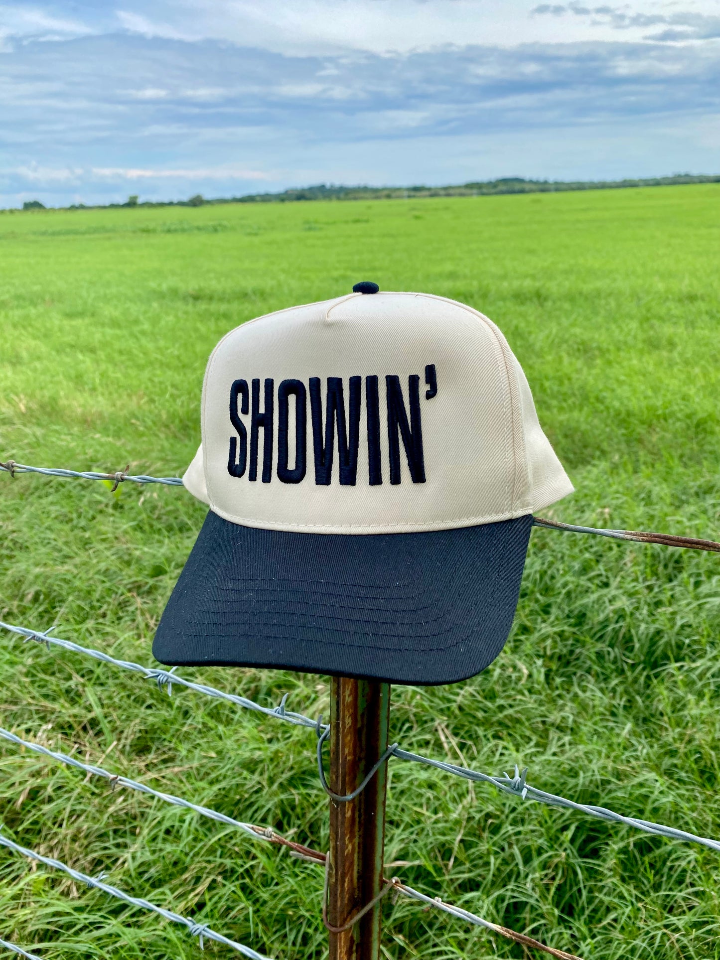 SHOWIN’ Hat