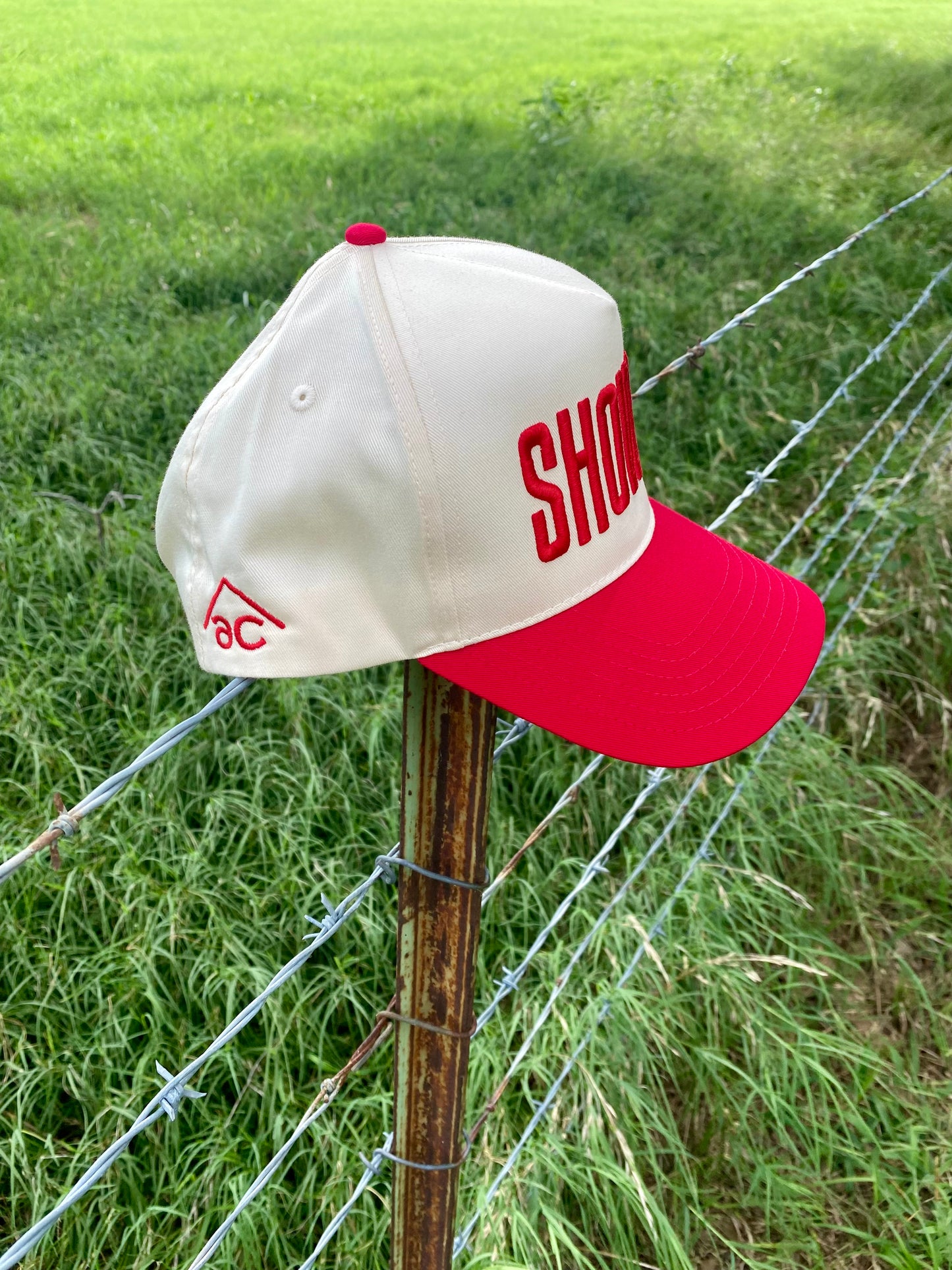 SHOWIN’ Hat